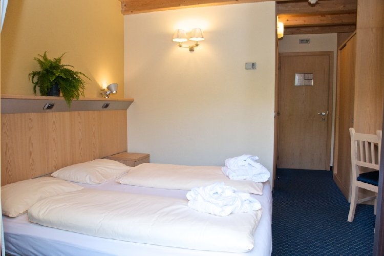 Charme Hotel Alexander - Via Freita N.103, Livigno 23041 - Room - Comfort 2