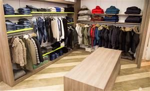 Eder Fashion Store - Via St. Antoni, 103 8