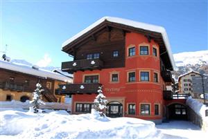 Hotel Meeting - Via Svanon N.68, Livigno 23041 1