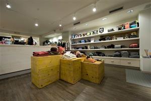 Simple - Eco Fashion Store - Via Ostaria, 176 3