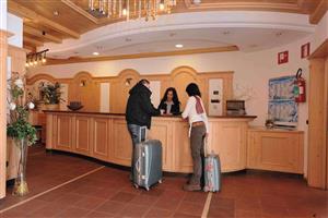 Hotel Touring - Via Plan N.117, Livigno 23041 3