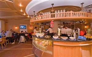 Hotel Touring - Via Plan N.117, Livigno 23041 4