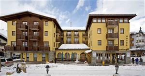 Hotel Touring - Via Plan N.117, Livigno 23041 1