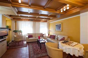 Hotel Livigno - Via Ostaria N.573, Livigno 23041 4