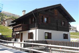 Baita Guana - Via Borch N.800, Livigno 23041 1