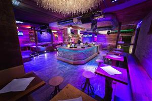 Bivio Club - Via Plan, 422 5