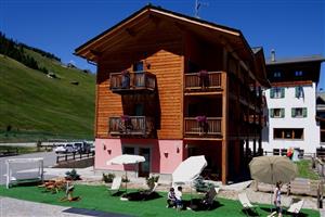 Hotel Bio Villa Cecilia - Via S.Antoni N.86, Livigno 23041 2