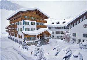 Hotel Posta - Plaza dal Comun N.67, Livigno 23041 1